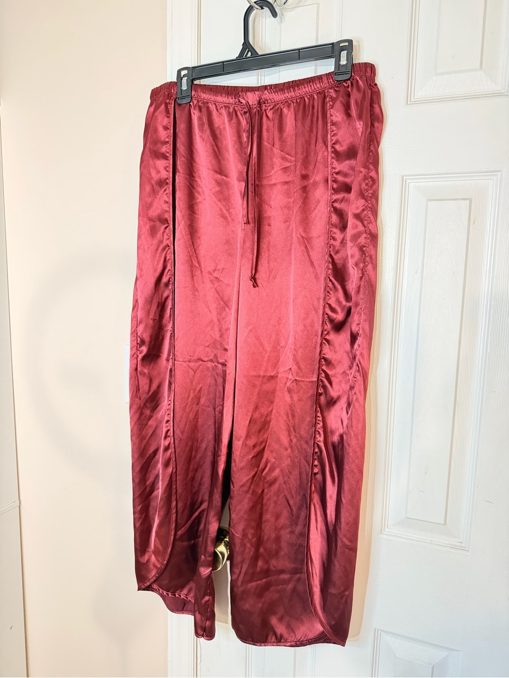 BB Dakota Satin Pants Split Leg Size Large